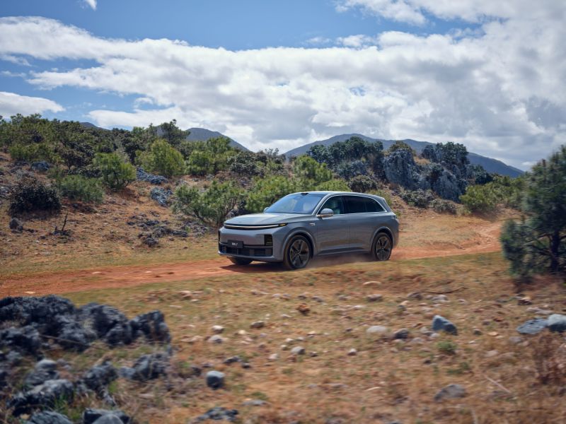 Li Auto seeks to break the “high compute, low intelligence” trap in automotive chips